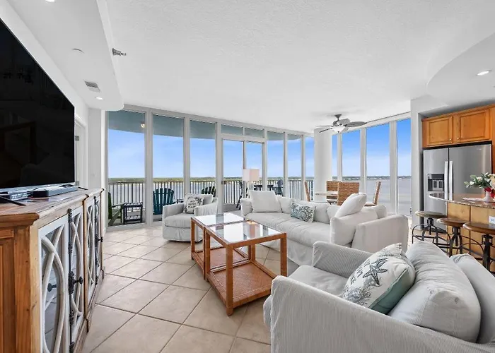 Apartment Lagoon Tower 902 By Youngs Suncoast