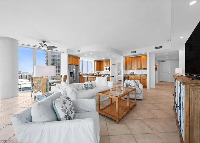 Apartment Lagoon Tower 902 By Youngs Suncoast