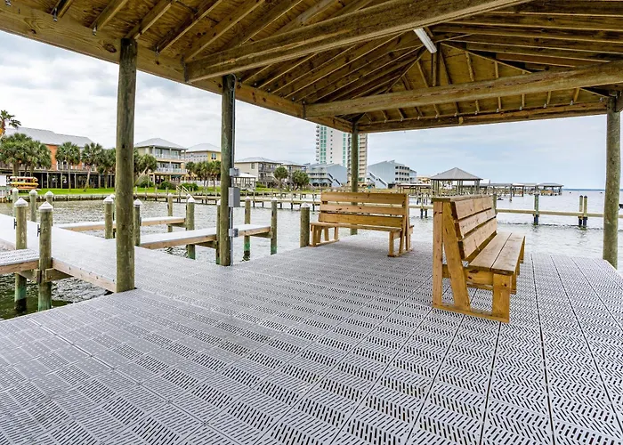 Apartment Lagoon Tower 902 By Youngs Suncoast