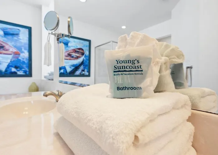 Lagoon Tower 902 By Youngs Suncoast *
