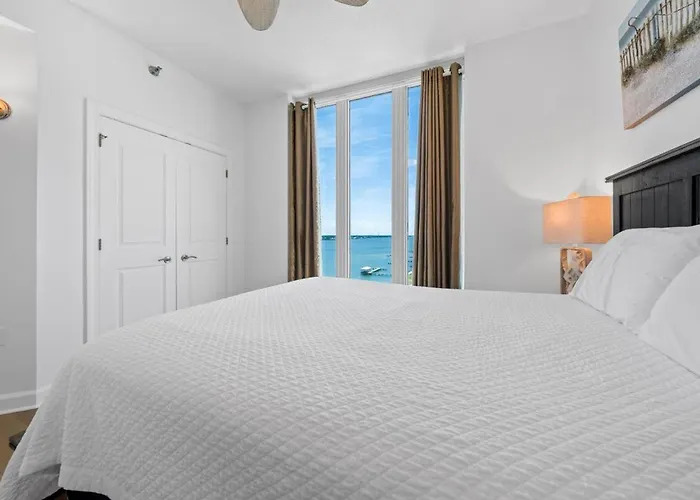 Lagoon Tower 902 By Youngs Suncoast *